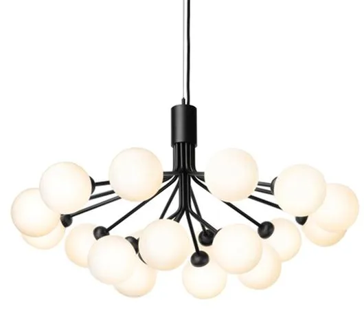 Nuura Apiales 18 Kronleuchter Schwarz und Opalglas